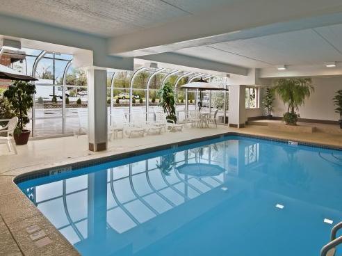 Americas Best Value Inn Waukegan Bagian luar foto