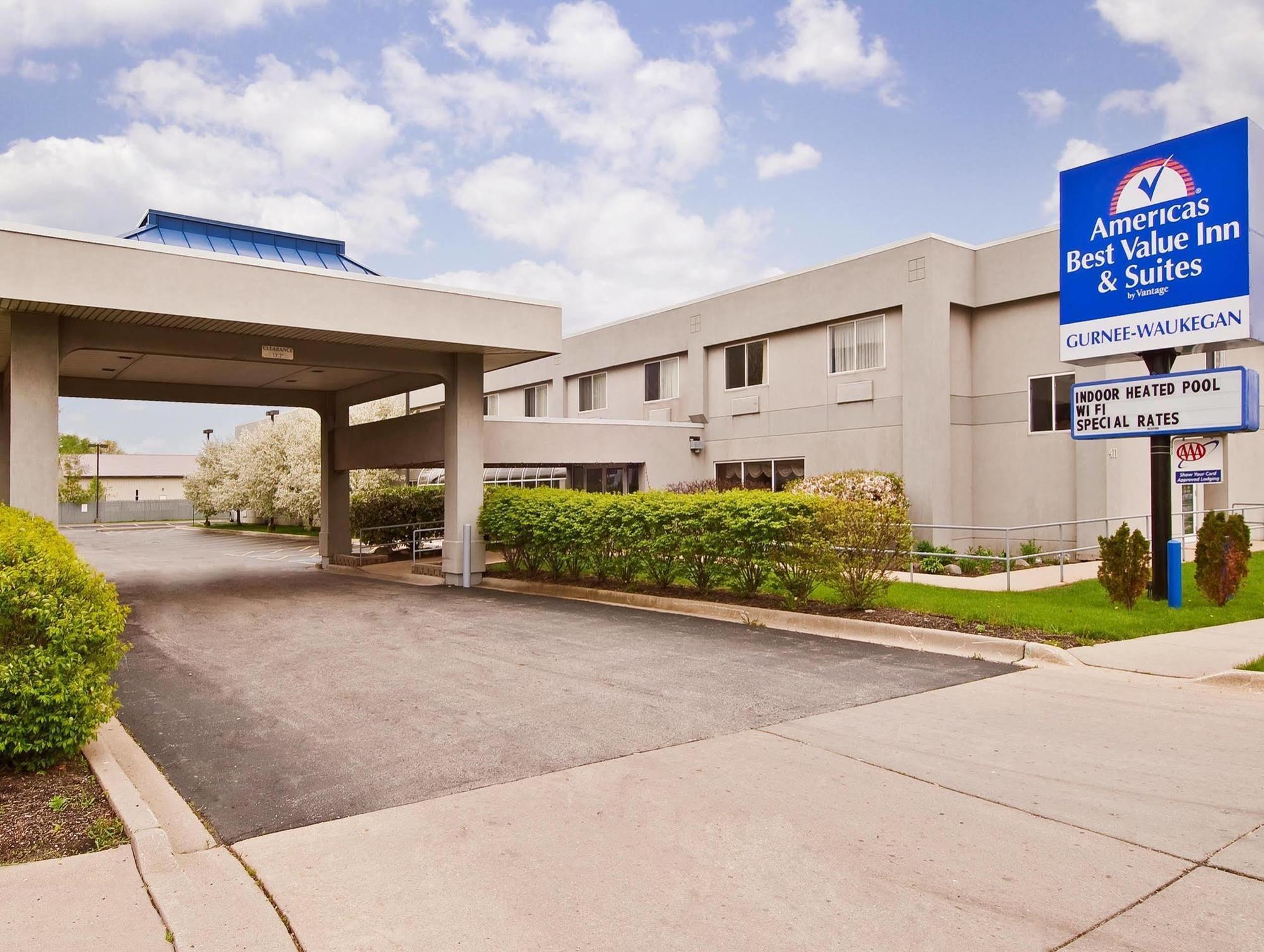 Americas Best Value Inn Waukegan Bagian luar foto